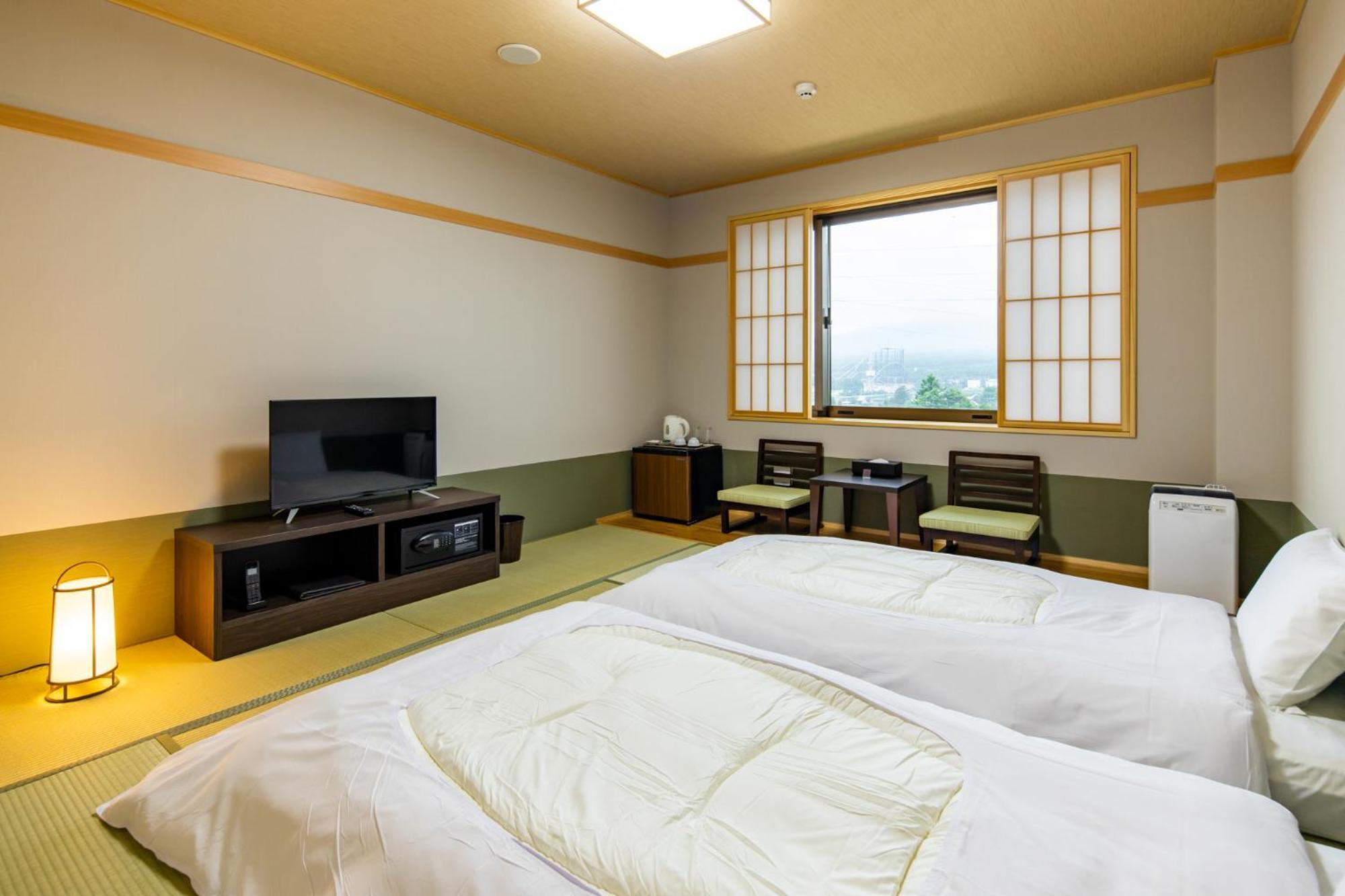 Fujikawaguchiko Resort Hotel Eksteriør billede